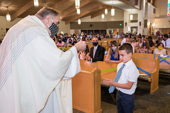 holy-family-first-communion-april-25 1037