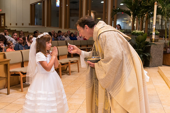 St Mary Magdalen First Communion 2022 10AM (46 of 92)