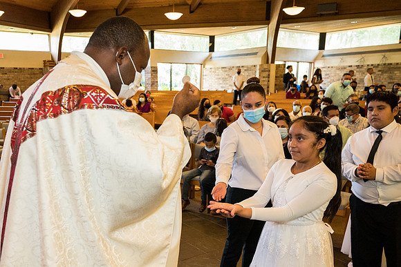 st-francis-first-communion-2021-930am 1096