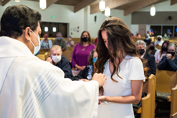 holy-family-first-communion-may-8 1013