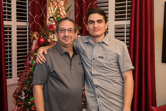 Rosa Lugo Fam Christmas 2022 0012