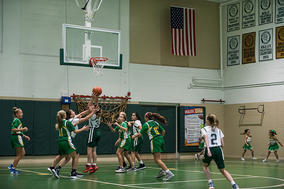 Holy-Family-Lady-Lions-Basketball-Team 1022