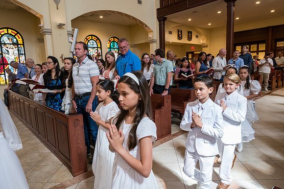 St James First Communion April 27 11 AM 0008