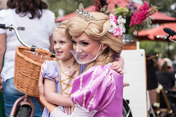 rapunzel-event-plant-street-flower-cart 1029final