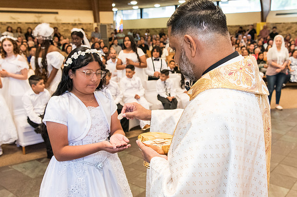 St Francis First Communion May 4 0302-Edit