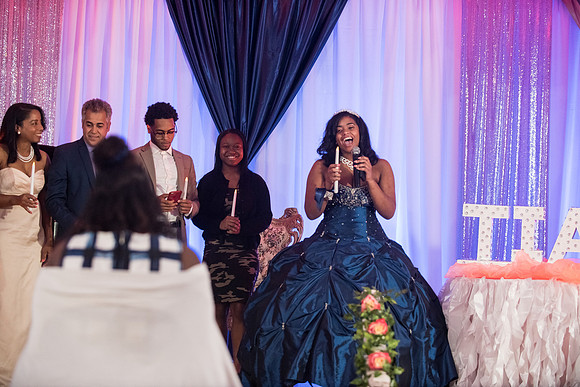 Tiares Sweet 16 1157