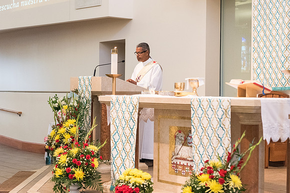 good-shepherd-first-communion-may-15-615pm 1018