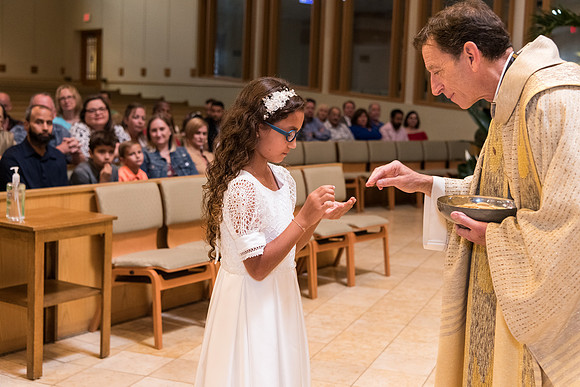St Mary Magdalen First Communion 2022 10AM (44 of 92)