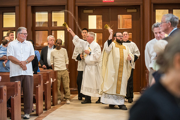 St James First Communion April 27 9 AM 0020
