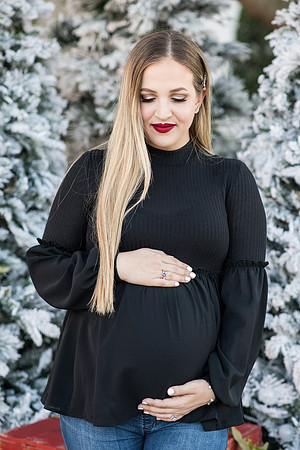 Sarah and Nick Maternity 0046-Edit