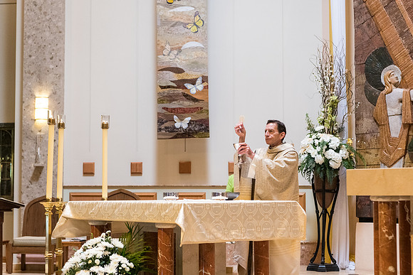 St Mary Magdalen First Communion 2022 10AM (23 of 92)