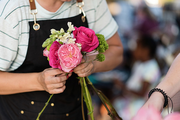 plant-street-flower-cart-branding-photos-mothers-day-weekend 1119final