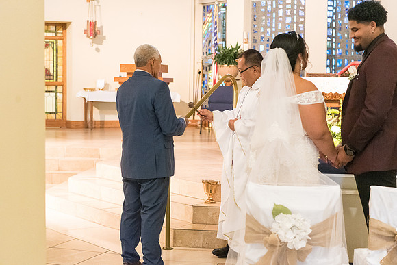 holy-redeemer-catholic-church-wedding-erika-and-ferdy 3461