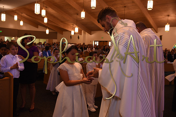 Holy-Family-First-Communion-April-29 2214