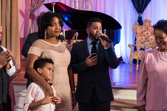 Tiares Sweet 16 1080