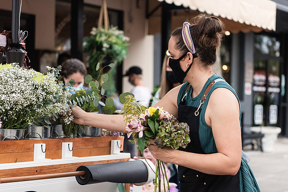 rapunzel-event-plant-street-flower-cart 1142final