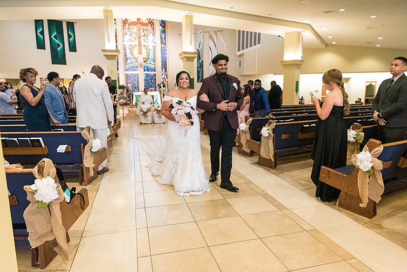holy-redeemer-catholic-church-wedding-erika-and-ferdy 3703