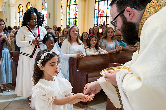 St James First Communion April 27 9 AM 0055