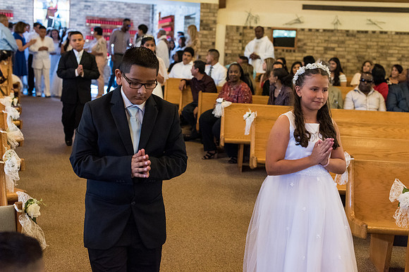 St-Francis-of-Assisi-First-Communions-May-4-1130 1297