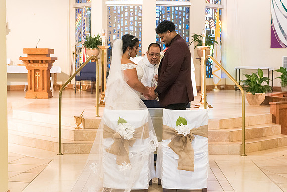 holy-redeemer-catholic-church-wedding-erika-and-ferdy 3424
