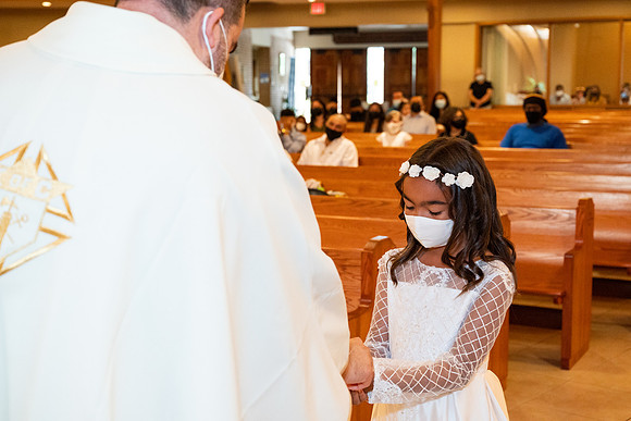 st-john-vianney-first-communion-may-23 100091