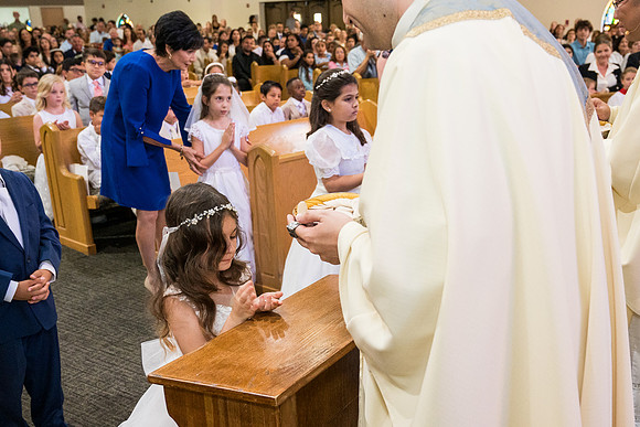 Holy Family First Communion May 4 0208