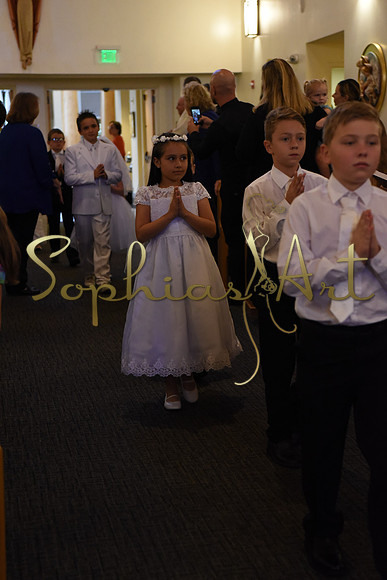 Holy-Family-First-Communion-April-29 2111