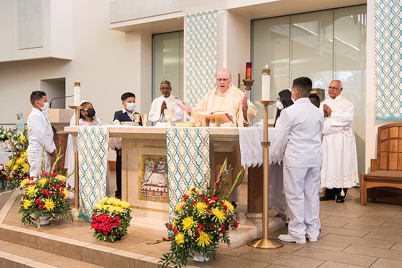 good-shepherd-first-communion-may-15-615pm 1020