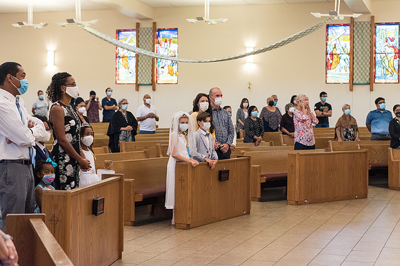 good-shepherd-first-communion-may-16-730pm 1009