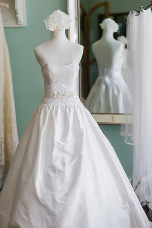 Krustallos Couture Bridal ©Sophias Art Photography