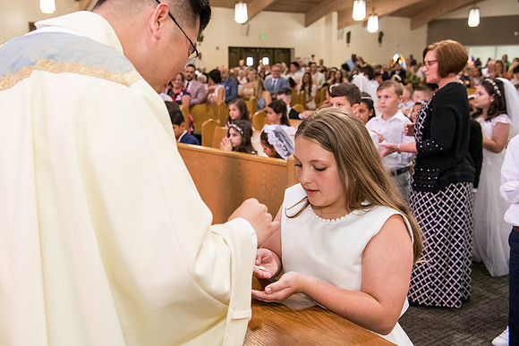 Holy Family First Communion May 4 0143
