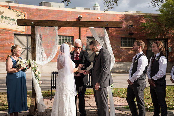 winter-park-farmers-market-wedding-erin-and-devan-selections 1314