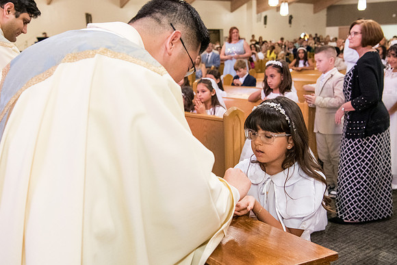 Holy Family First Communion May 4 0078