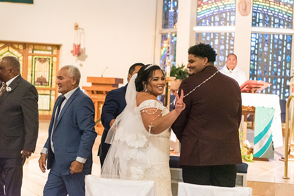 holy-redeemer-catholic-church-wedding-erika-and-ferdy 3555