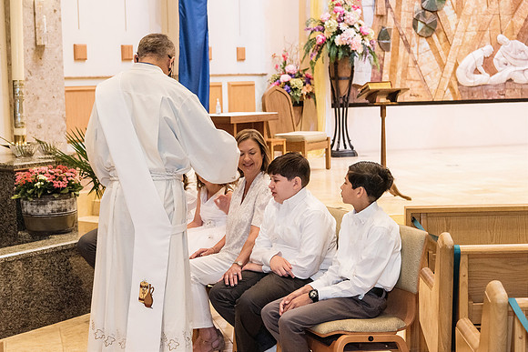 gomez-family-baptism 1028final