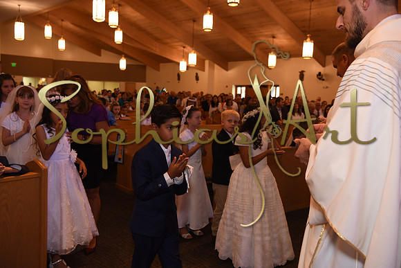 Holy-Family-First-Communion-April-29 2219