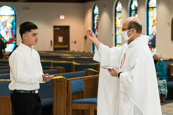 first-communion-st-ann-june-27 1023