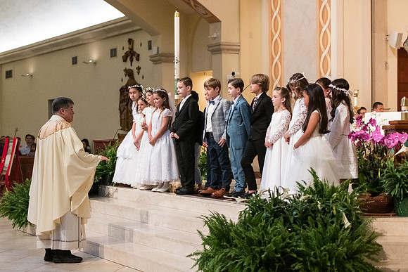 St James First Communion May 4 0110