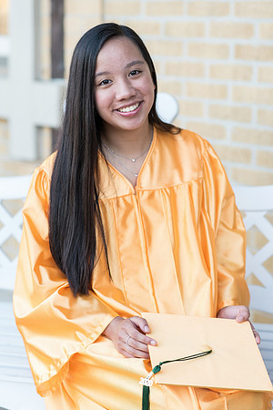 HFCS-Grad-Photos-Beatrice 1037final
