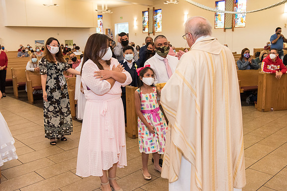 good-shepherd-first-communion-may-15-615pm 1026