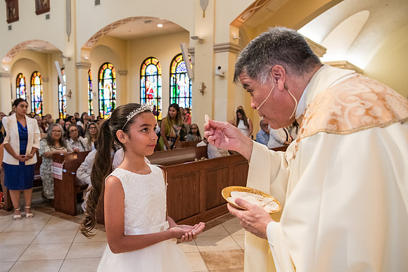 St James First Communion May 4 0204
