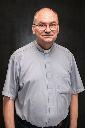 Priests Headshots 2026 025-Edit
