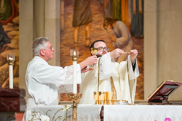 St James First Communion April 27 9 AM 0052