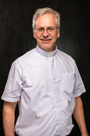 Priests Headshots 2026 129-Edit