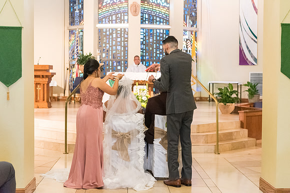 holy-redeemer-catholic-church-wedding-erika-and-ferdy 3597
