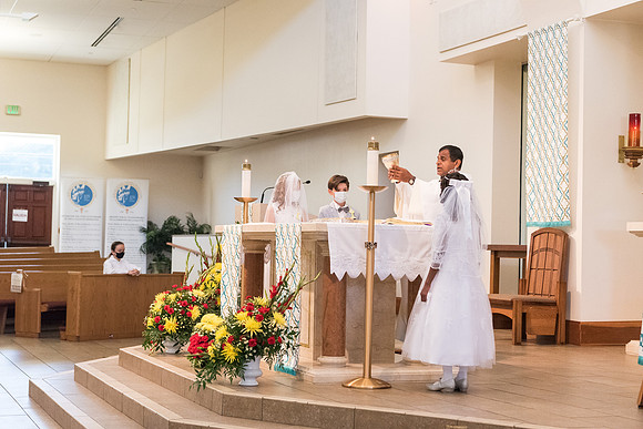 good-shepherd-first-communion-may-16-730pm 1018