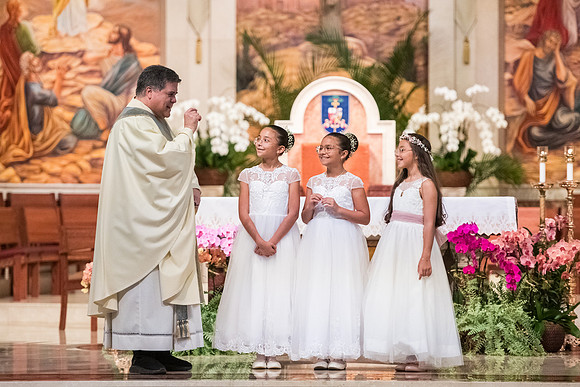 St James First Communion 2023 0412