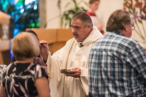 Fr-Giel-40th-Anniversary-1040