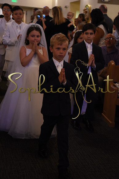 Holy-Family-First-Communion-April-29 2127