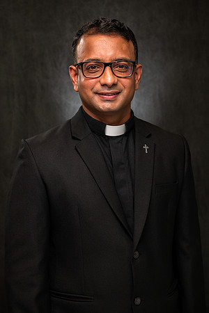 Priests Headshots 2026 145-Edit